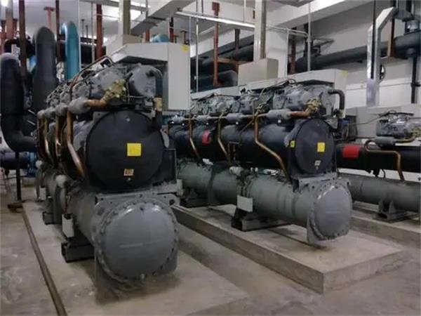 045321.jpg 045321.jpg