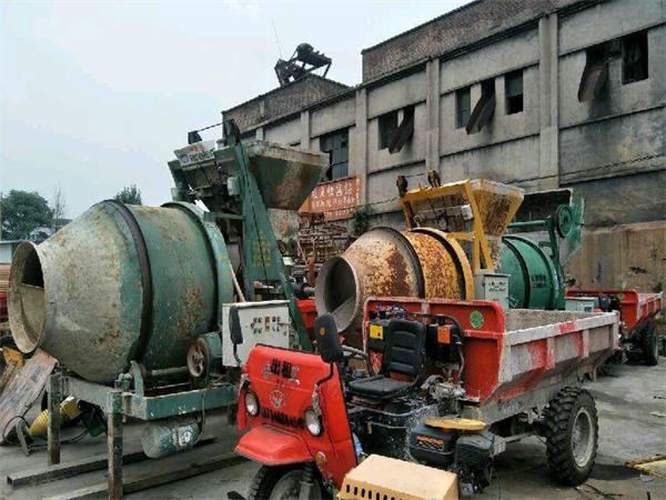 1586315.jpg 1586315.jpg