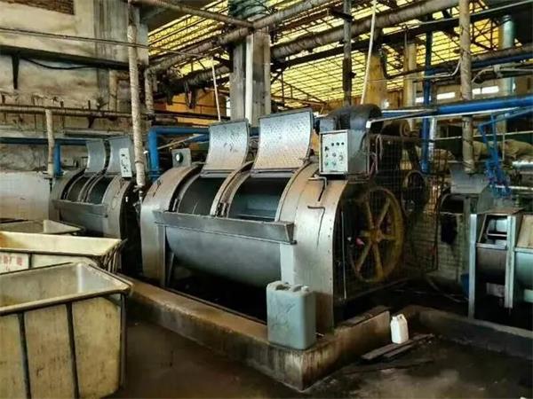 043267.jpg 043267.jpg