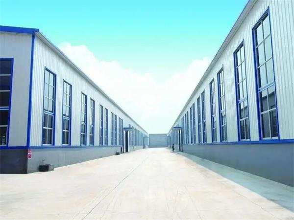 753695360.jpg 753695360.jpg